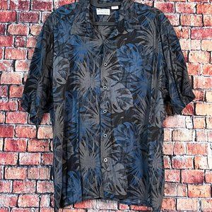 EUC Natural Issue Men's Short-Sleeved XL Shirt - Vintage